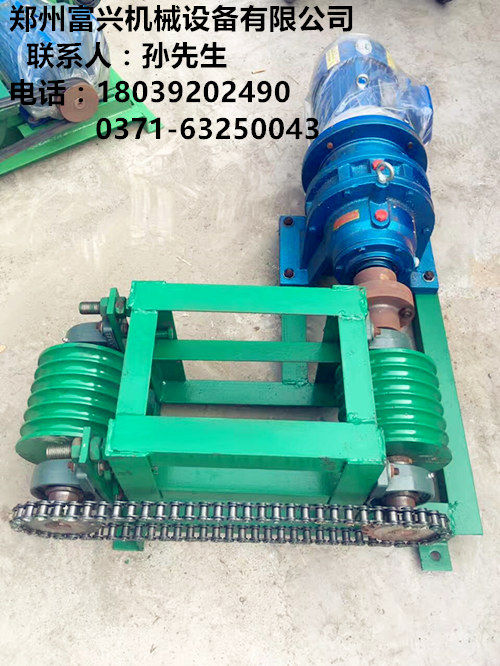 富興供應(yīng)雞舍專用刮糞機(jī)圖片