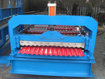 廠家直銷聚英850型彩鋼壓瓦機