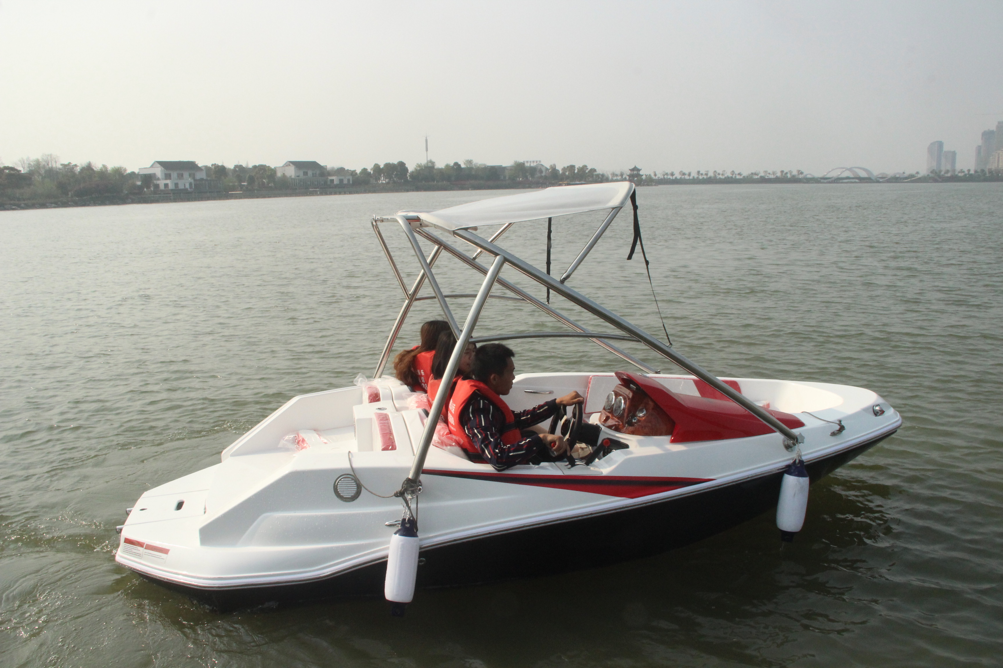 游艇圖片/游艇樣板圖 (4)