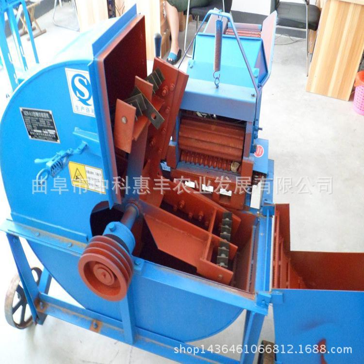 養(yǎng)殖必備鍘草設備移動式鍘草機青貯飼料鍘草揉絲機
