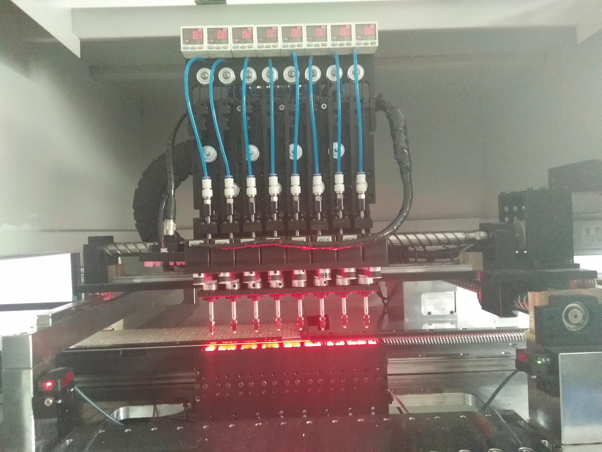 高速貼片機(jī)圖片/高速貼片機(jī)樣板圖 (2)