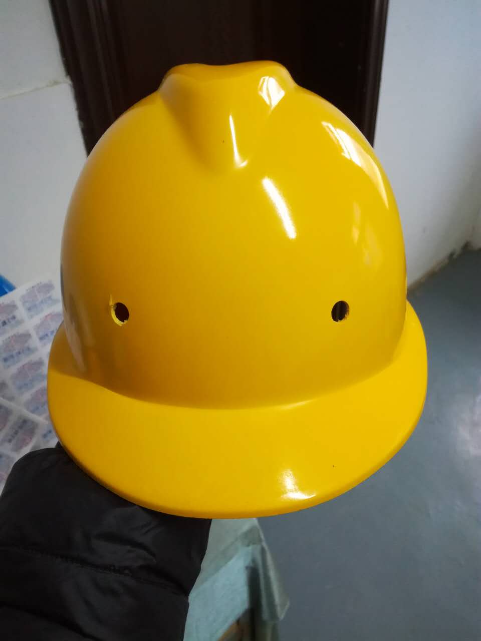 玻璃鋼安全帽圖片/玻璃鋼安全帽樣板圖 (4)