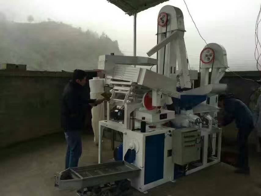 【2017新款】全自動打米機圖片