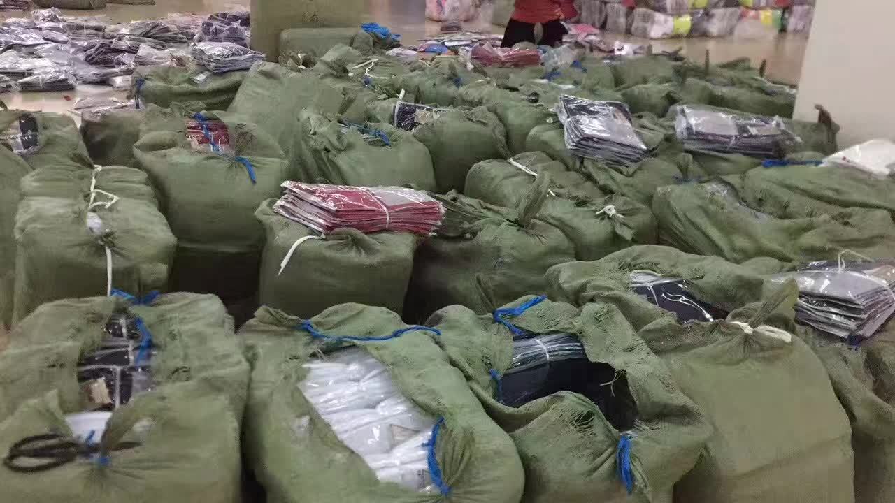 山東童裝尾貨批發(fā)一手貨源大牌駕到圖片