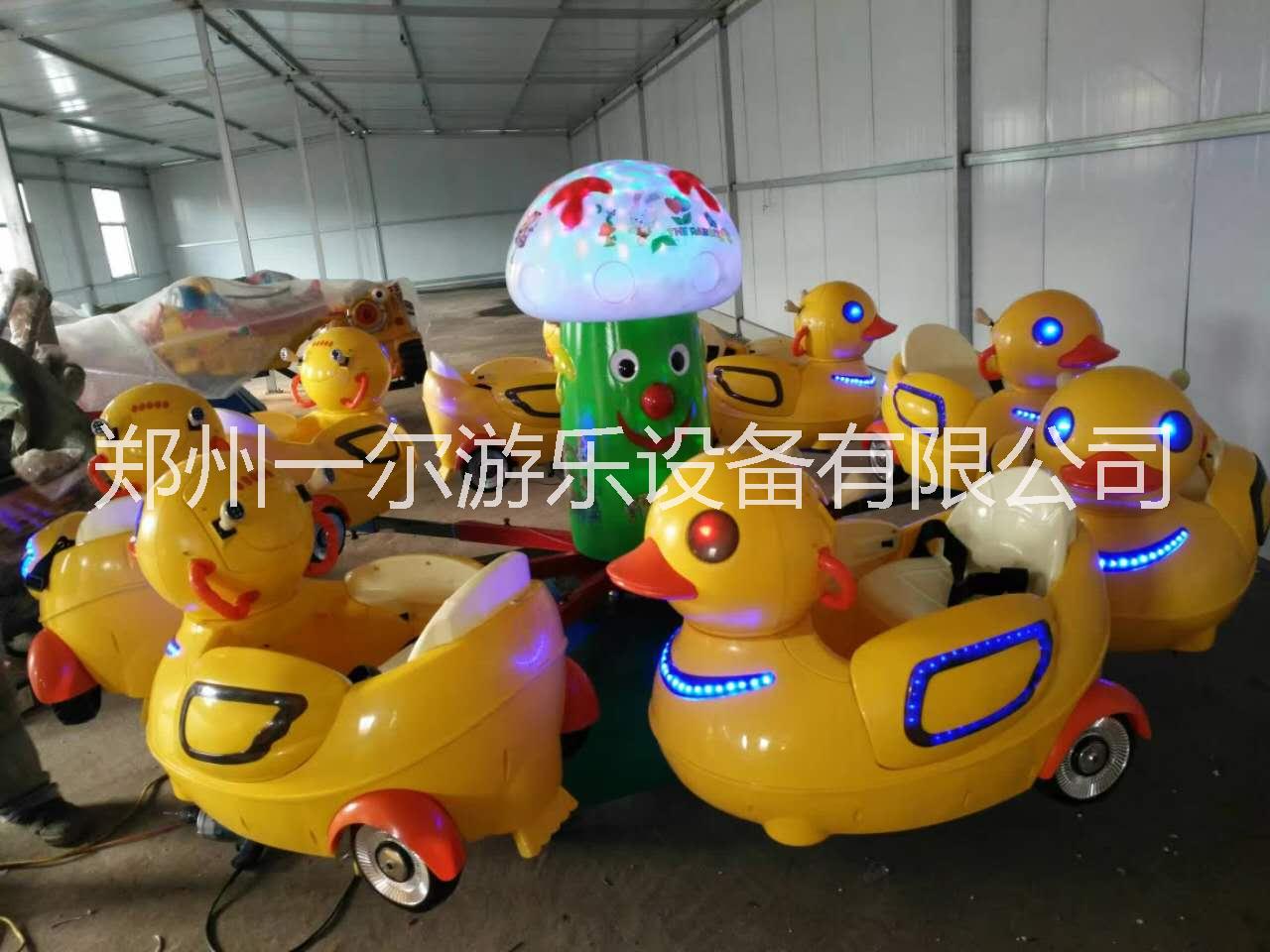 旋轉(zhuǎn)小黃鴨圖片/旋轉(zhuǎn)小黃鴨樣板圖 (3)