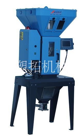 供應(yīng)東莞塑拓稱重式混料機(jī)廠家直銷圖片