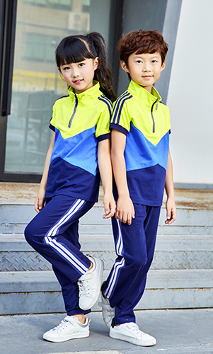 學生校服圖片/學生校服樣板圖 (1)