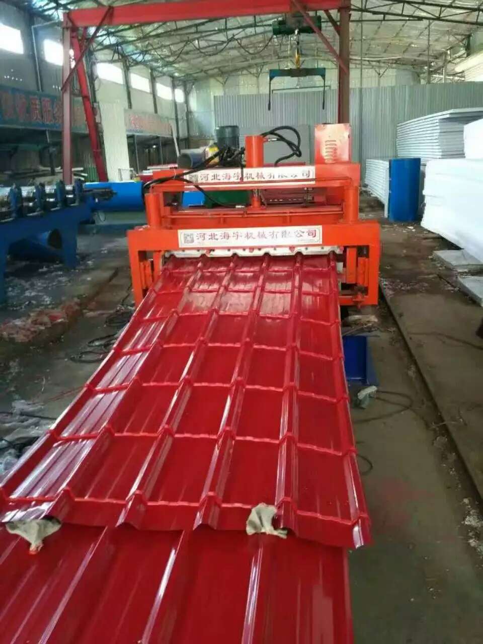 彩鋼壓瓦機(jī)設(shè)備圖片/彩鋼壓瓦機(jī)設(shè)備樣板圖 (3)