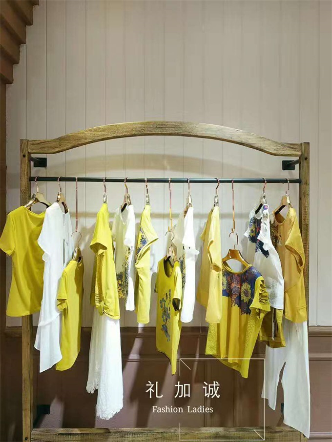 麗比多廣州高端棉麻品牌折扣女裝批發(fā)，麗比多服裝尾貨批發(fā)代理