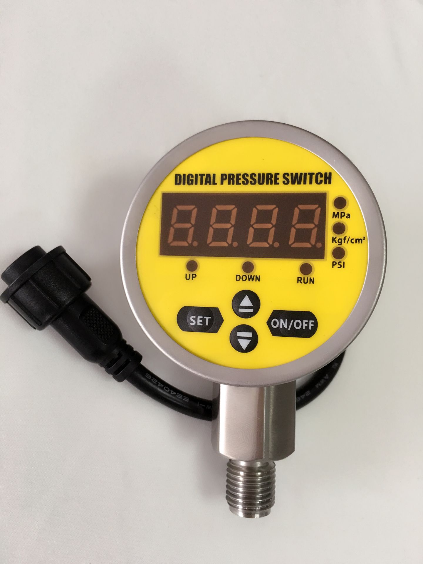 數(shù)字壓力表圖片