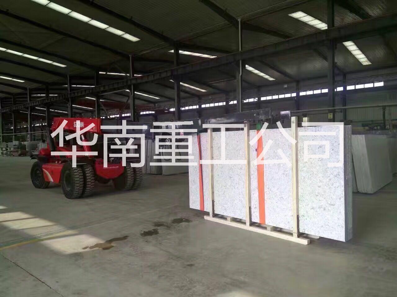 石材吊裝車 石材炮車 石材伸縮臂吊裝車 華南重工伸縮臂吊裝車