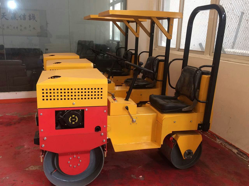 5噸座駕式壓路機圖片/5噸座駕式壓路機樣板圖 (2)