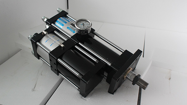 MPTG油氣隔離型氣液增壓缸圖片