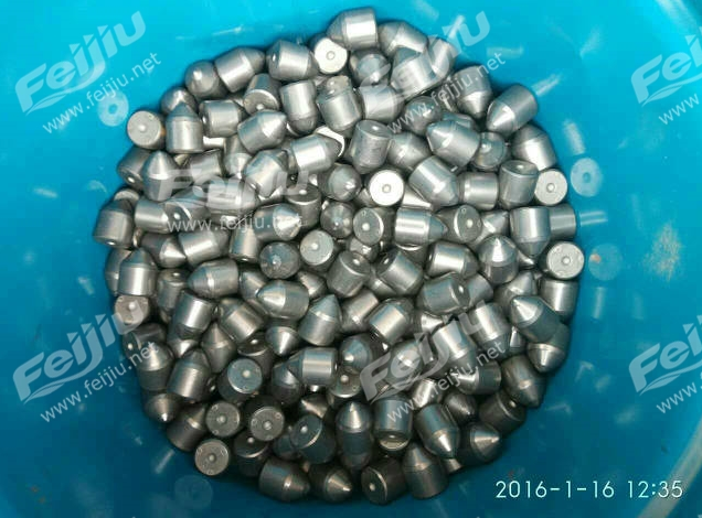 河北高價(jià)回收煤截齒圖片