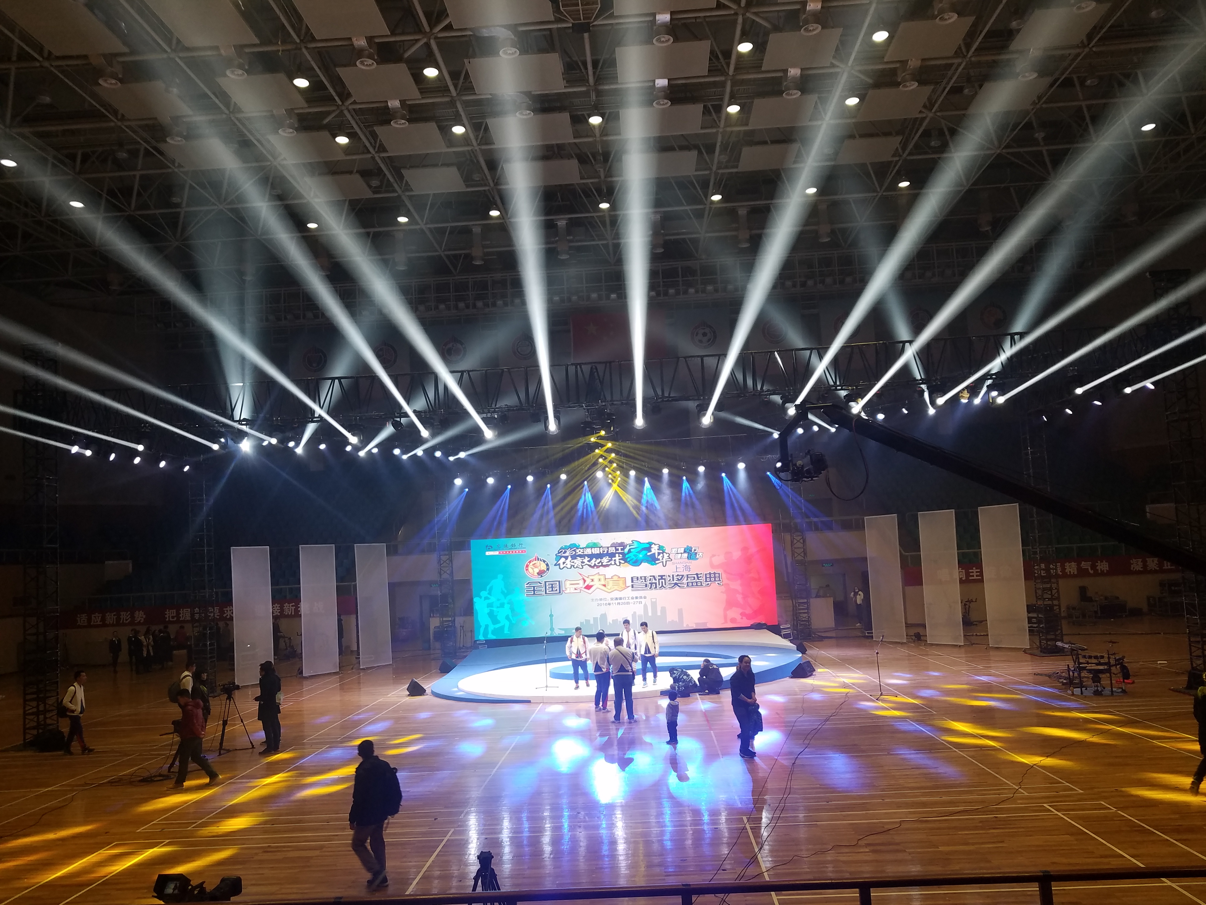 上海電腦燈租賃上海LED染色燈租圖片/上海電腦燈租賃上海LED染色燈租樣板圖 (1)