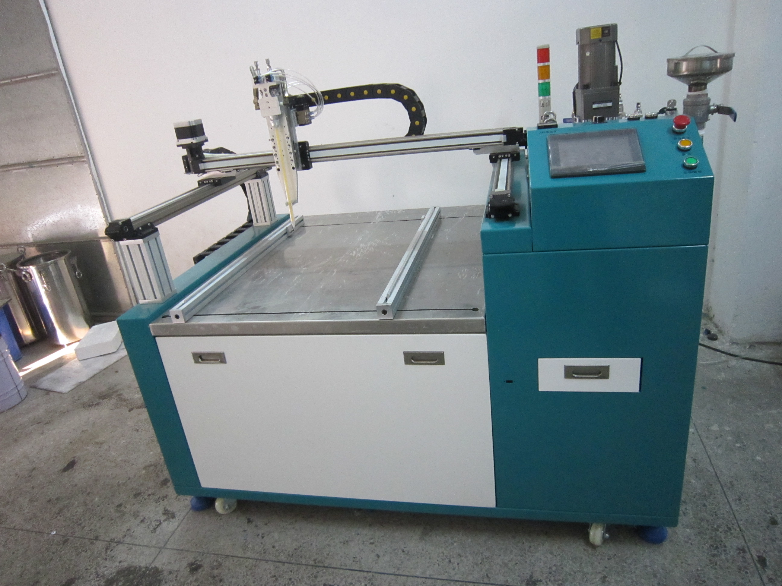 驅(qū)動電源灌膠機圖片/驅(qū)動電源灌膠機樣板圖 (4)