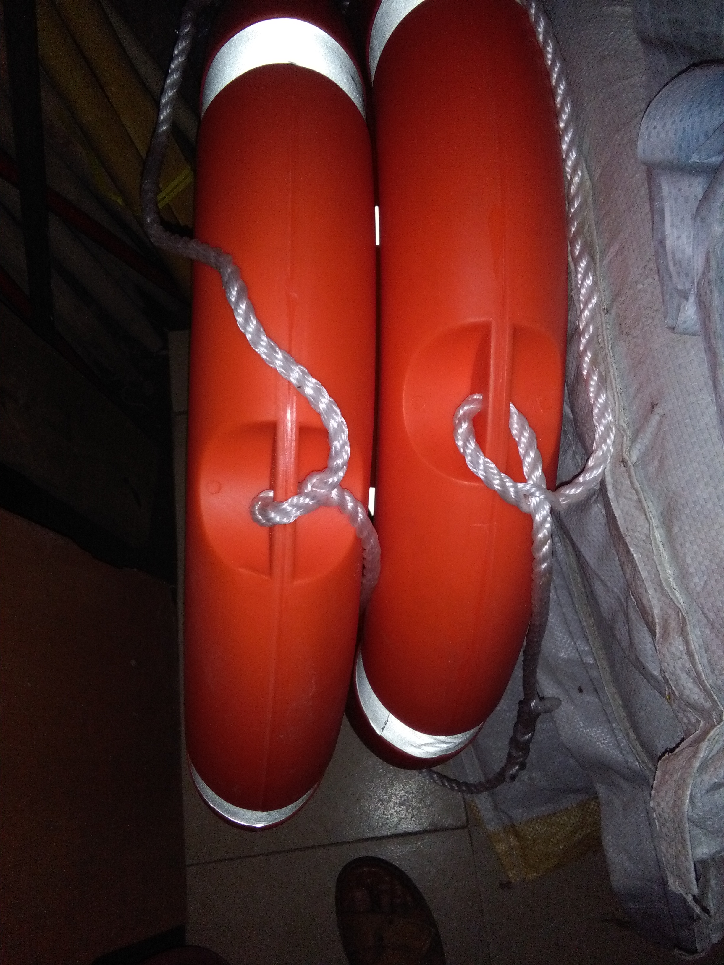 湛江水上救生用品批發(fā)價格湛江救生圈批發(fā)湛江救生衣批發(fā)救生衣廠家直銷 霞山救生圈批發(fā)