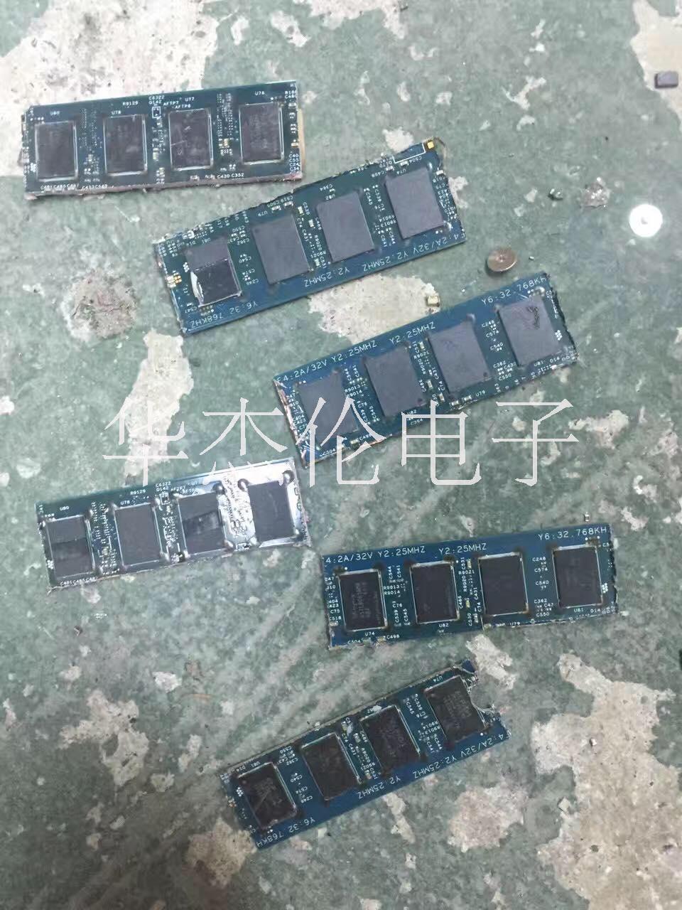 平板導(dǎo)航板回收?qǐng)D片