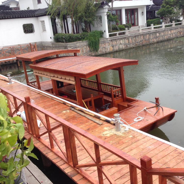 山東濟(jì)寧旅游觀光船 畫舫船批發(fā)圖片