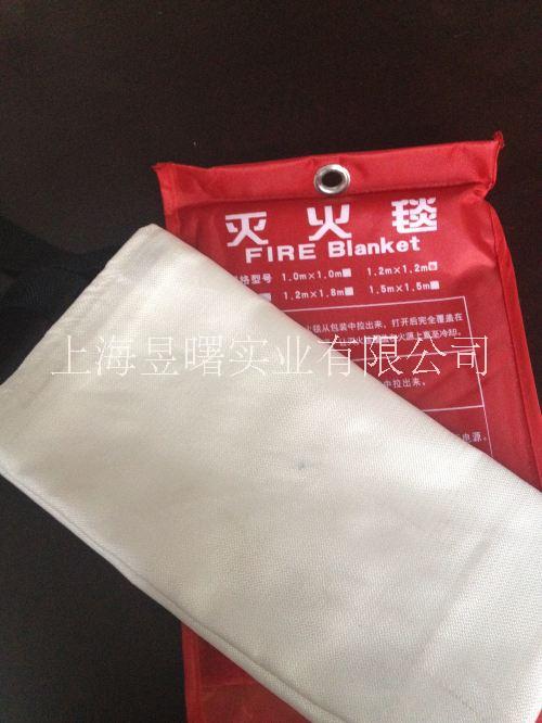廠家直銷批發(fā)玻璃纖維防火毯滅火毯電焊防護毯逃生毯1m*1m