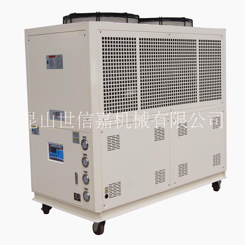 15P風(fēng)冷冷水機(jī)圖片/15P風(fēng)冷冷水機(jī)樣板圖 (3)