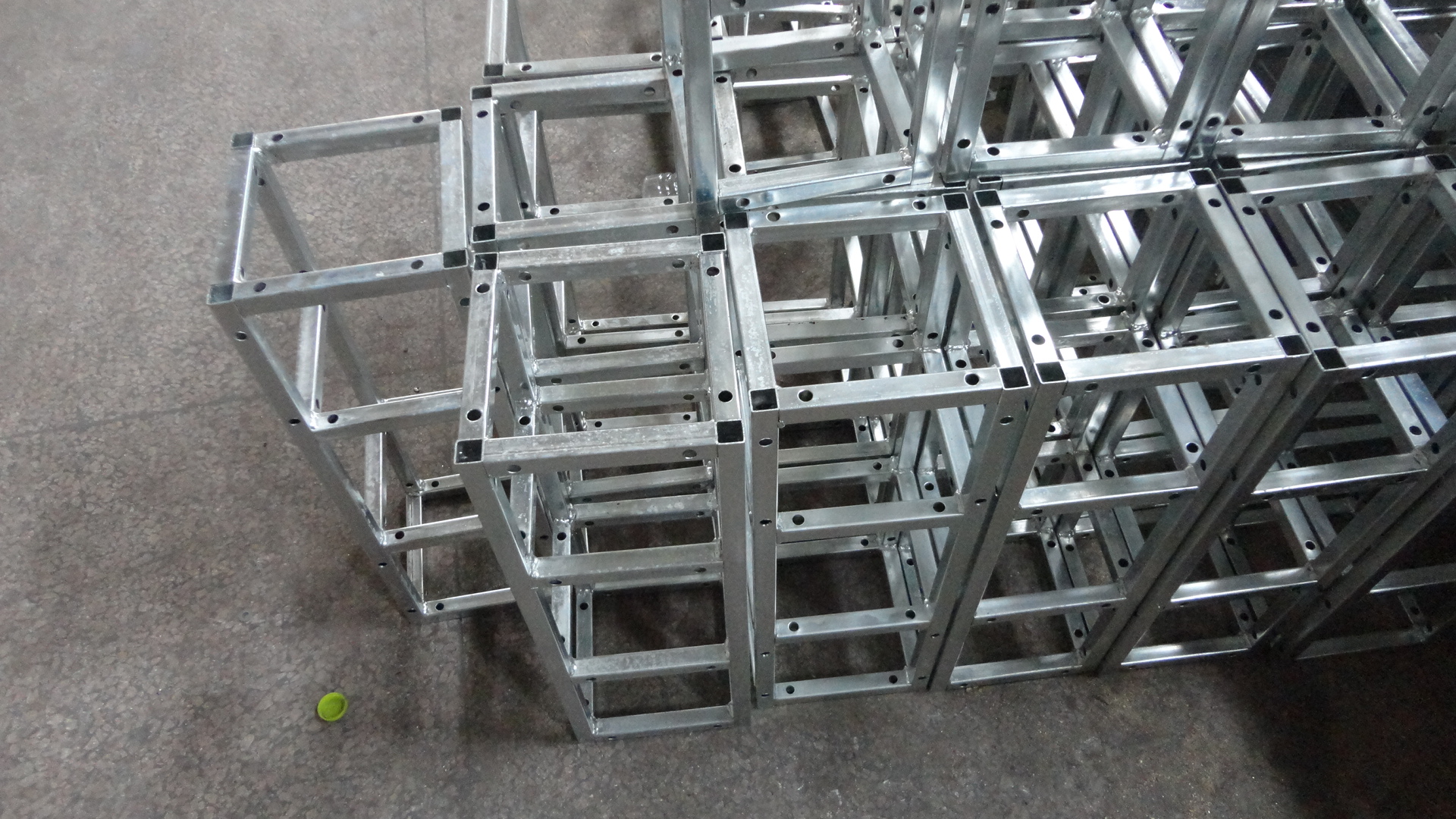 鋼鐵方管桁架圖片