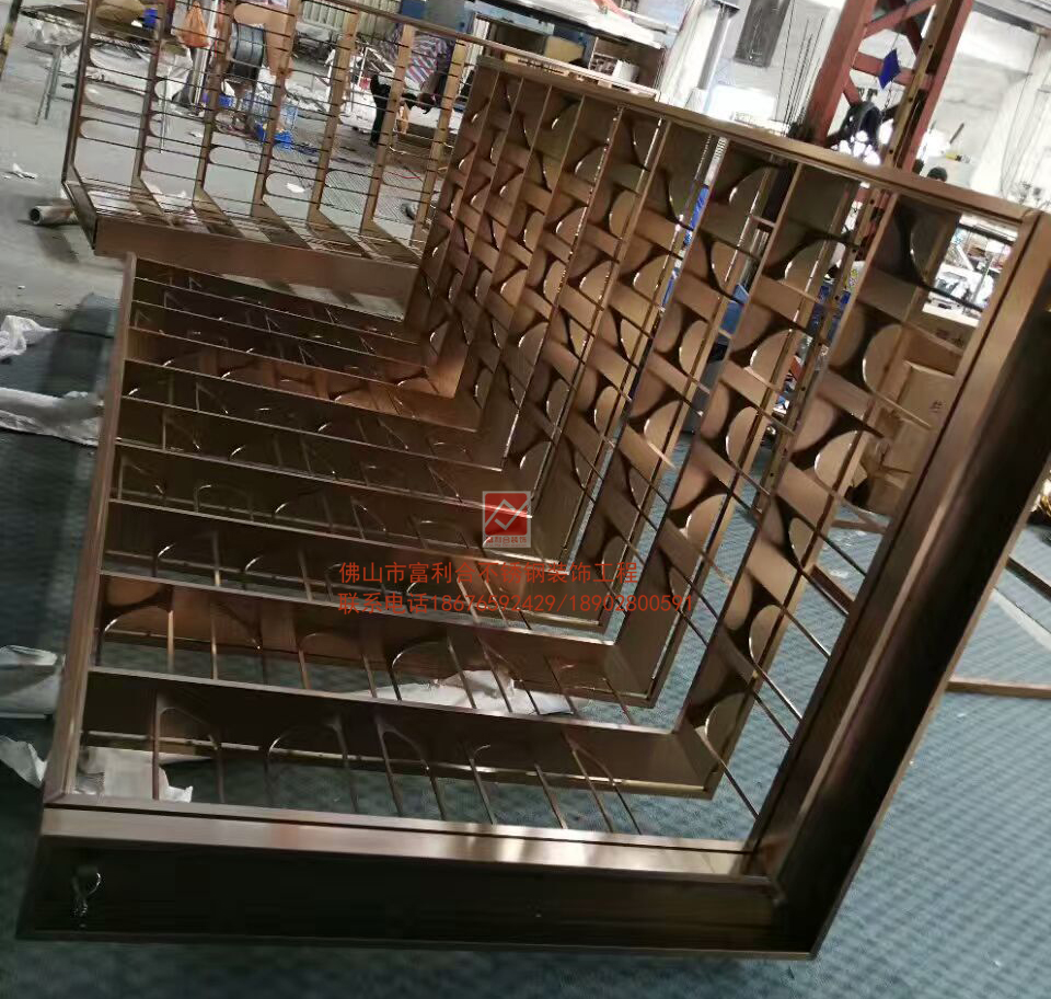 鏤空雕花屏風(fēng)圖片/鏤空雕花屏風(fēng)樣板圖 (1)