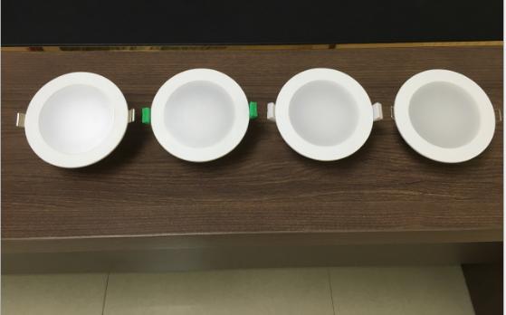 精密塑膠模具圖片/精密塑膠模具樣板圖 (3)