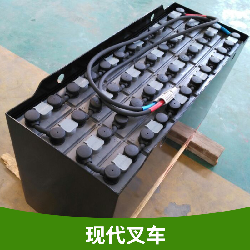 現(xiàn)代叉車圖片/現(xiàn)代叉車樣板圖 (1)