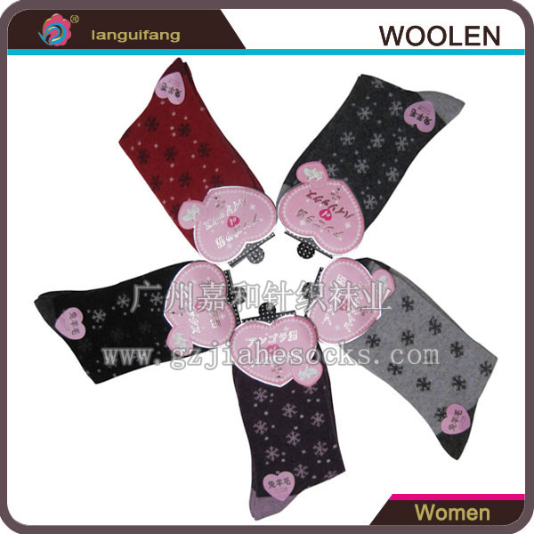 供應(yīng)兔羊毛襪提花羊毛襪 女士羊毛襪 加厚羊毛襪 廣州羊毛襪廠