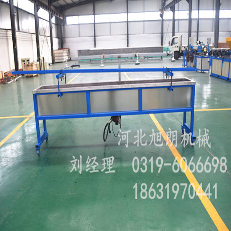 護套生產(chǎn)線圖片/護套生產(chǎn)線樣板圖 (3)