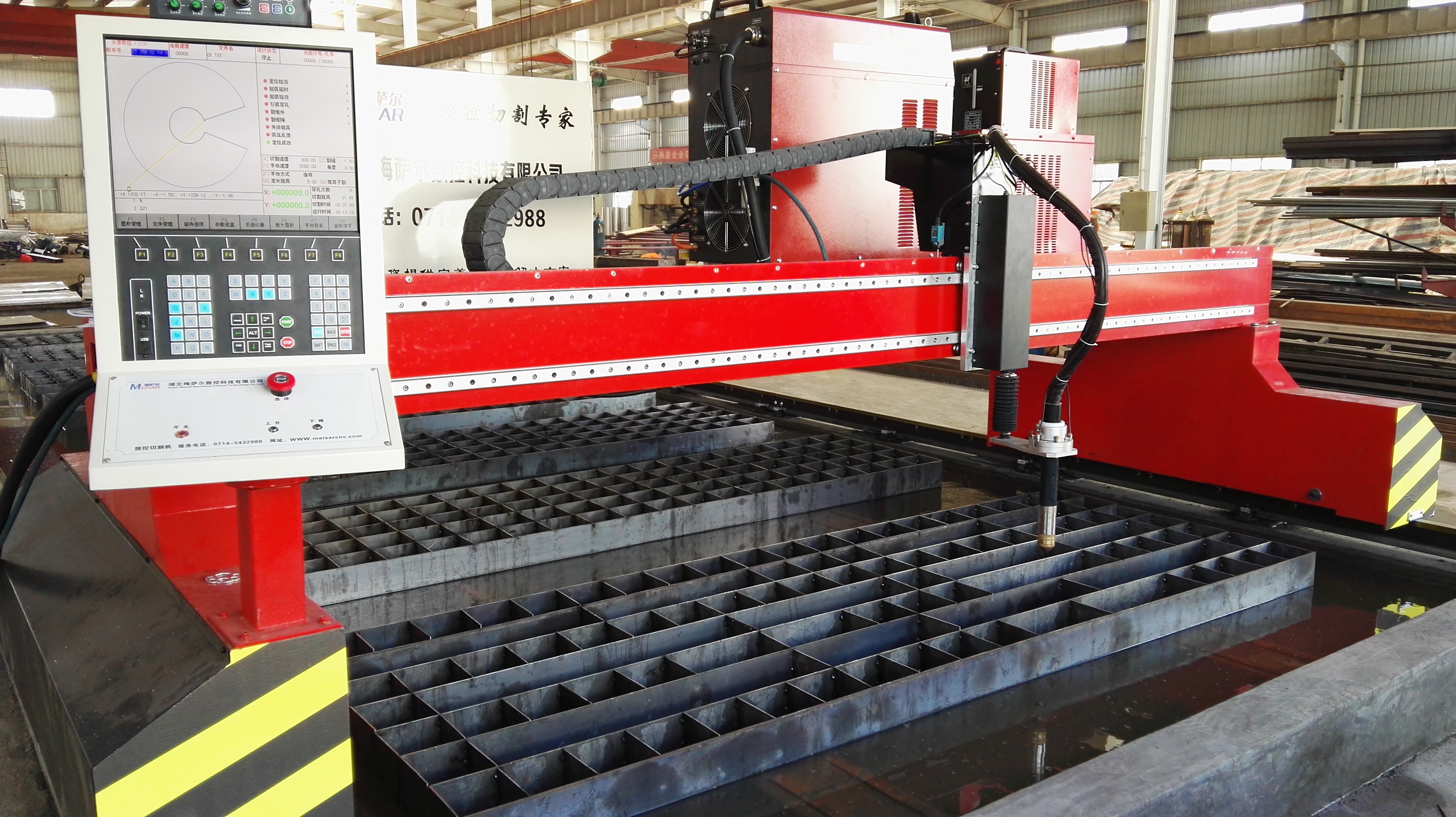 四川成都火焰等離子數(shù)控切割機(jī)，成都數(shù)控切割機(jī)品種沒(méi)有中間商賺差價(jià)