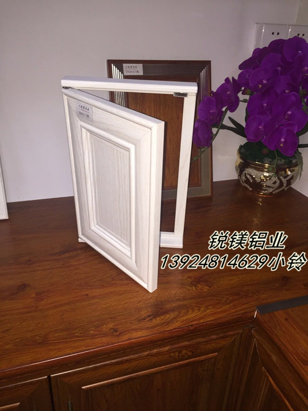 全鋁家具 全鋁門框 家具鋁材批發(fā)圖片