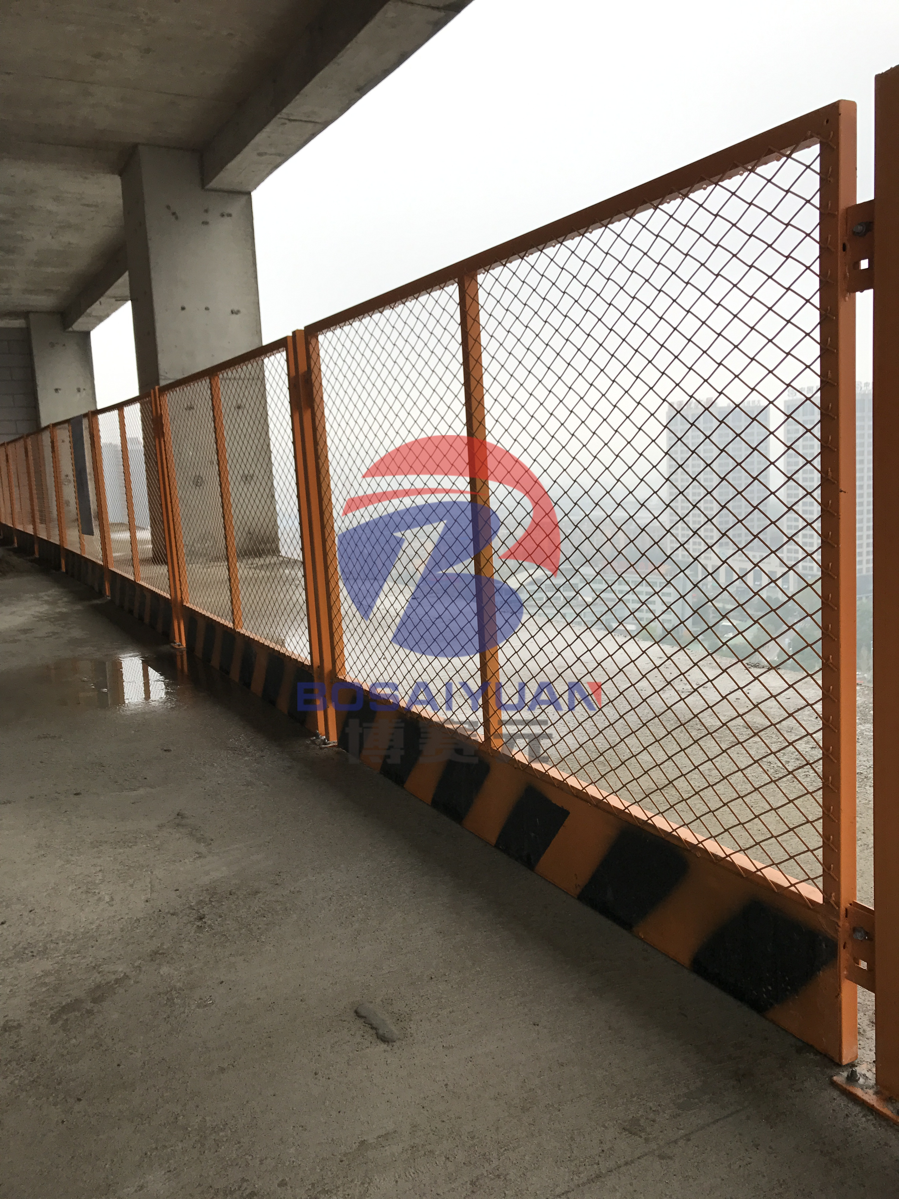 貴陽(yáng)高速公路護(hù)欄網(wǎng)、高速防護(hù)網(wǎng)圖片/貴陽(yáng)高速公路護(hù)欄網(wǎng)、高速防護(hù)網(wǎng)樣板圖 (4)