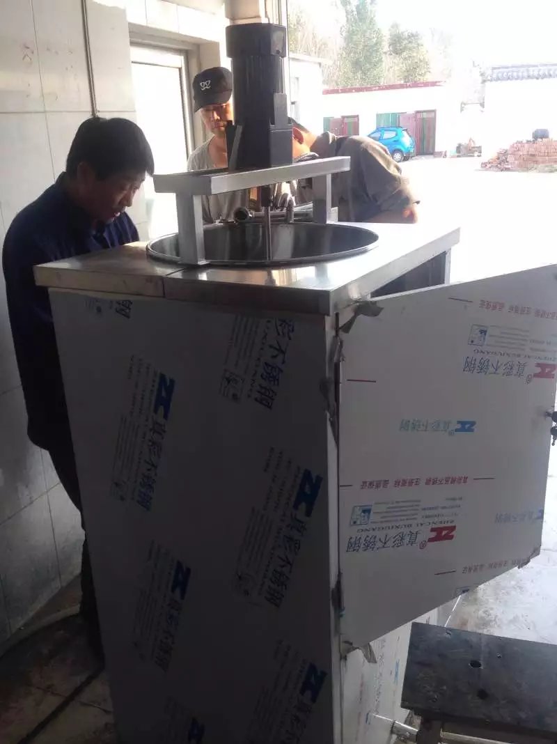 豆腐機(jī)報(bào)價(jià) 豆腐機(jī) 廠家熱銷產(chǎn)品大調(diào)價(jià) 價(jià)格全部下浮 全自動(dòng)豆腐機(jī) 豆腐機(jī)報(bào)價(jià) 全自動(dòng)豆腐機(jī) 全自動(dòng)小型豆腐機(jī)