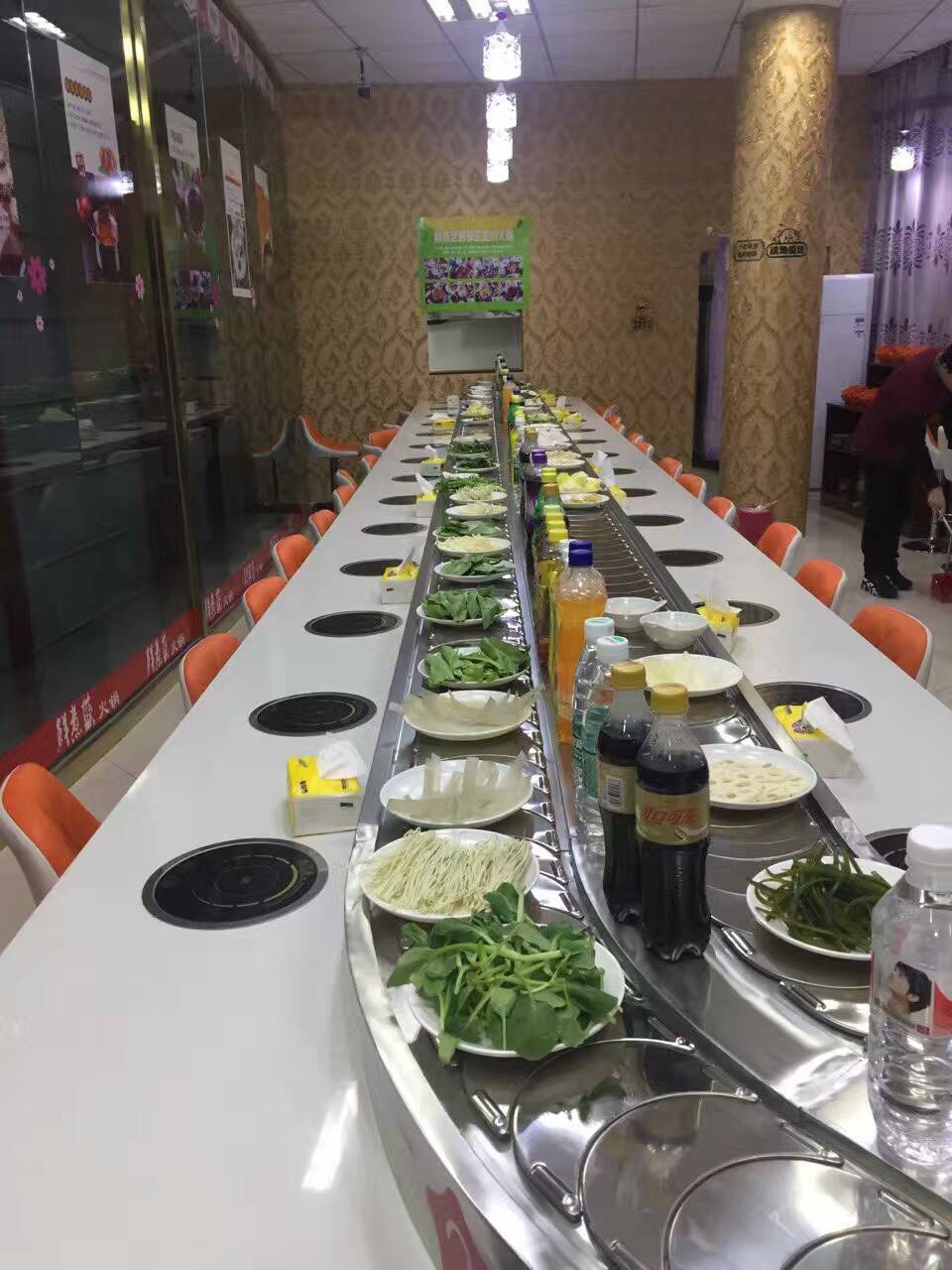 漯河旋轉小火鍋設備到哪買 漯河回轉火鍋設備生產廠家