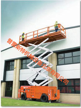 越野剪叉式高空作業(yè)平臺圖片