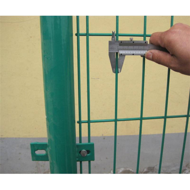 雙邊絲護(hù)欄網(wǎng)圖片/雙邊絲護(hù)欄網(wǎng)樣板圖 (2)