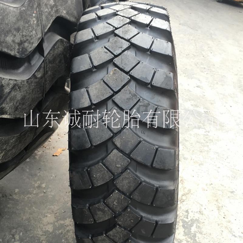 越野卡車輪胎圖片/越野卡車輪胎樣板圖 (1)