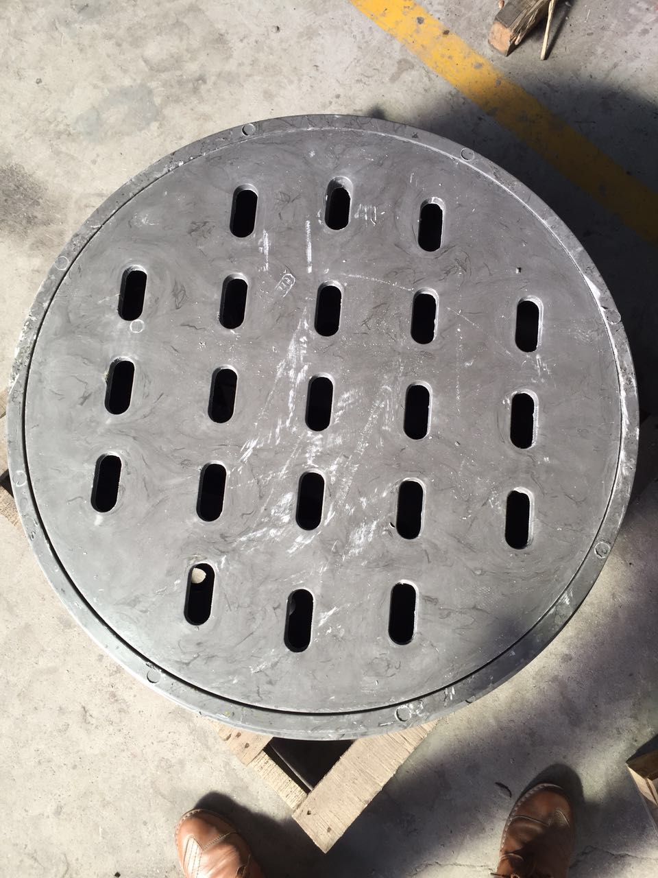 河南樹脂井蓋 復(fù)合井蓋廠家圖片