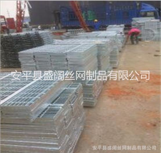 高品質(zhì)平臺(tái)鋼格板圖片/高品質(zhì)平臺(tái)鋼格板樣板圖 (3)