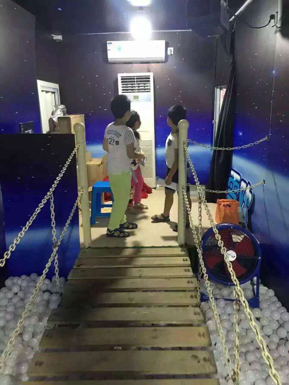 一手資源*VR雪山吊橋*設(shè)備 *出租出售 VR雪山吊橋