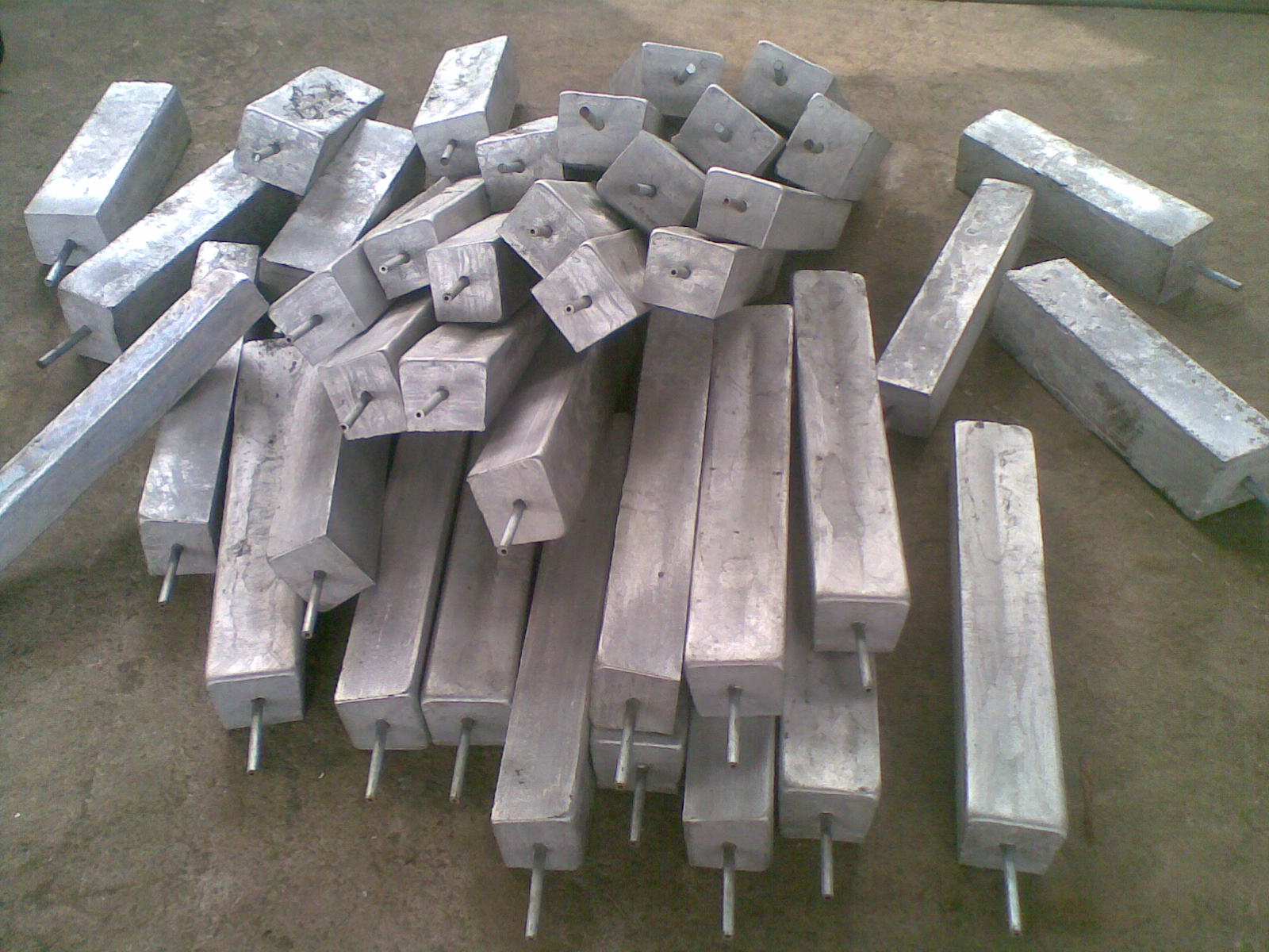 管道鎂陽(yáng)極圖片/管道鎂陽(yáng)極樣板圖 (4)