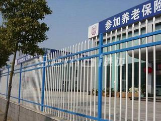 安全防護(hù) 護(hù)欄網(wǎng) 鋅鋼護(hù)欄圖片/安全防護(hù) 護(hù)欄網(wǎng) 鋅鋼護(hù)欄樣板圖 (2)
