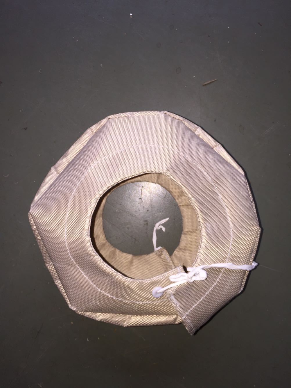 江蘇硅膠布法蘭保護(hù)套廠家直銷圖片/江蘇硅膠布法蘭保護(hù)套廠家直銷樣板圖 (4)