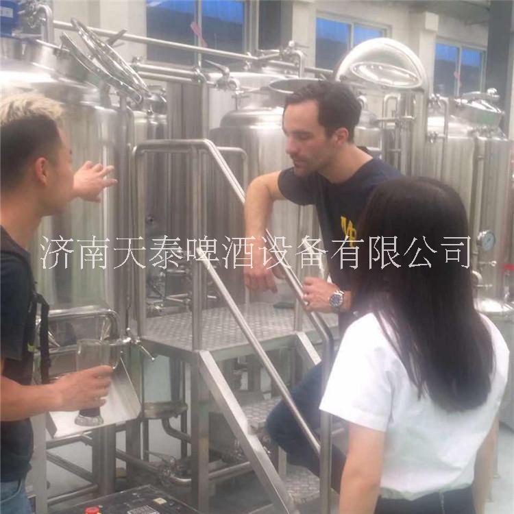 濟(jì)南天泰啤酒設(shè)備 精釀啤酒設(shè)備 精釀啤酒設(shè)備 自釀啤酒設(shè)備 精釀啤酒設(shè)備 自釀啤酒設(shè)備 家釀