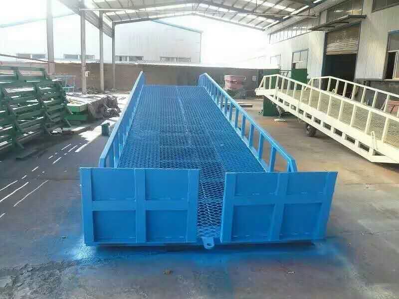 登車橋圖片/登車橋樣板圖 (3)