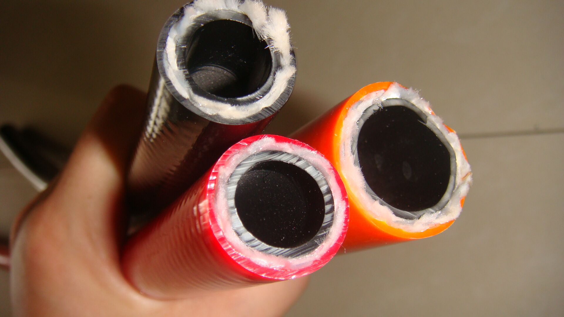 SAE100R7R8尼龍樹(shù)脂管長(zhǎng)期供應(yīng)