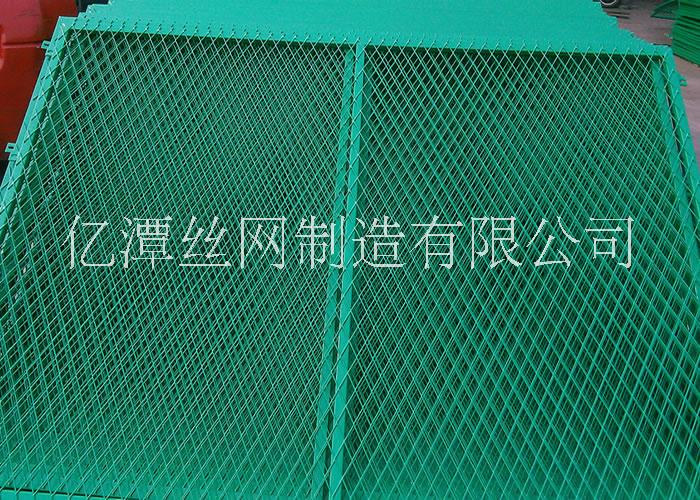 鋼板網(wǎng)護(hù)欄圖片/鋼板網(wǎng)護(hù)欄樣板圖 (3)