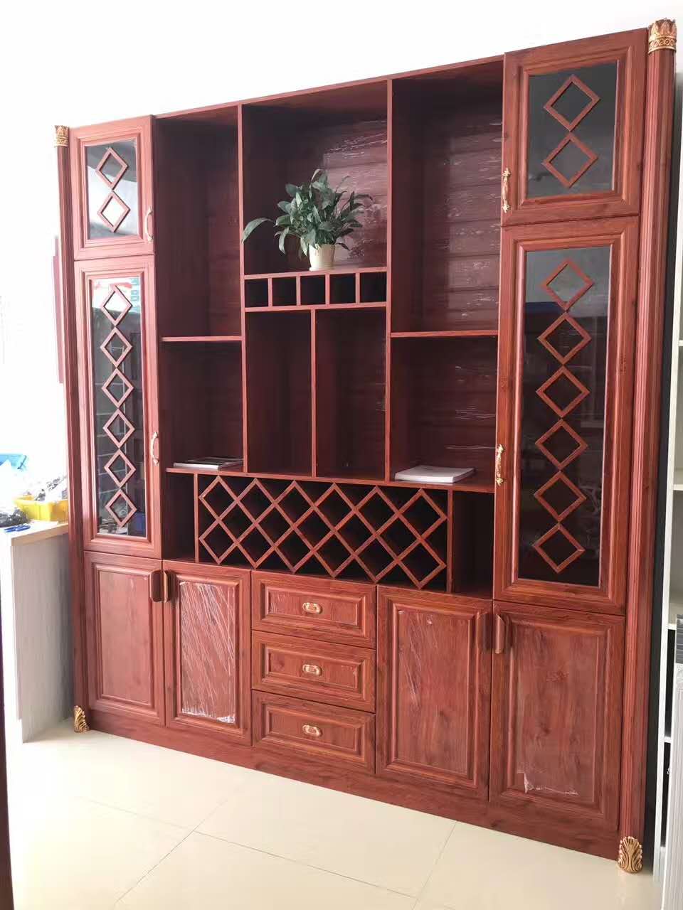 美式全鋁酒柜圖片/美式全鋁酒柜樣板圖 (3)